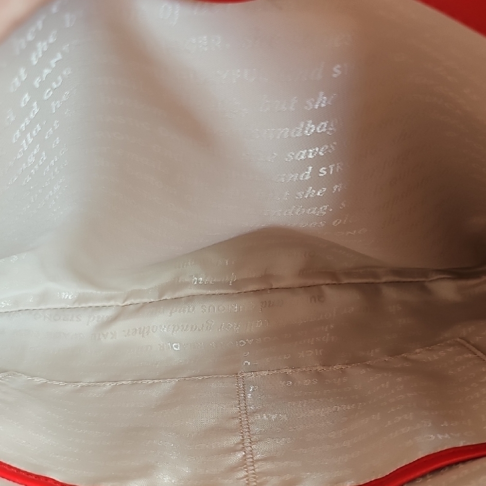 Kate Spade NWOT Fanfare Brette Scarlet Liquid Patent 2-Way Bag Storybook Lining - Picture 9 of 13
